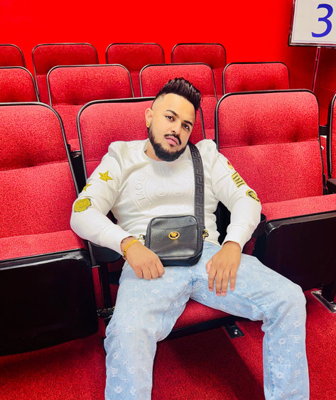 Cheema Y profile image