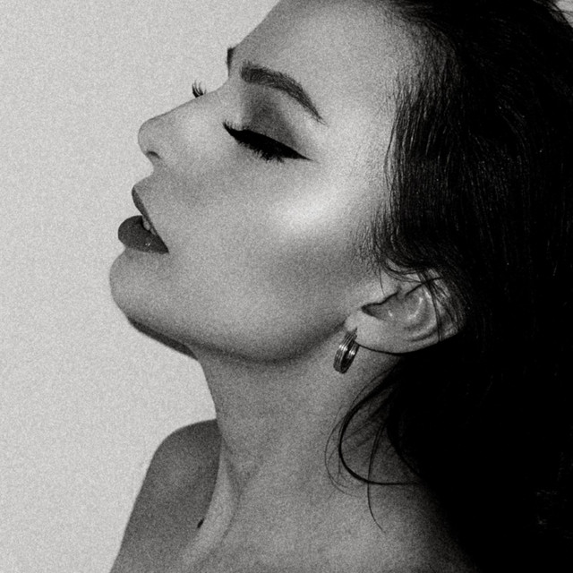 Cher Lloyd profile image