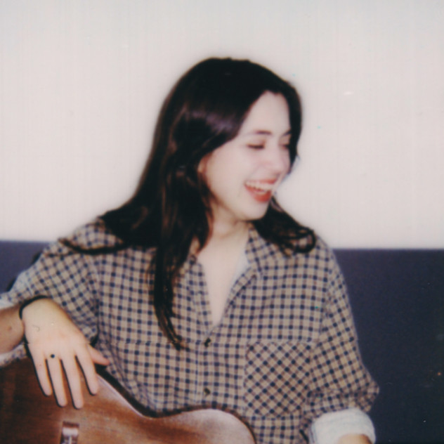 Lizzy McAlpine profile image