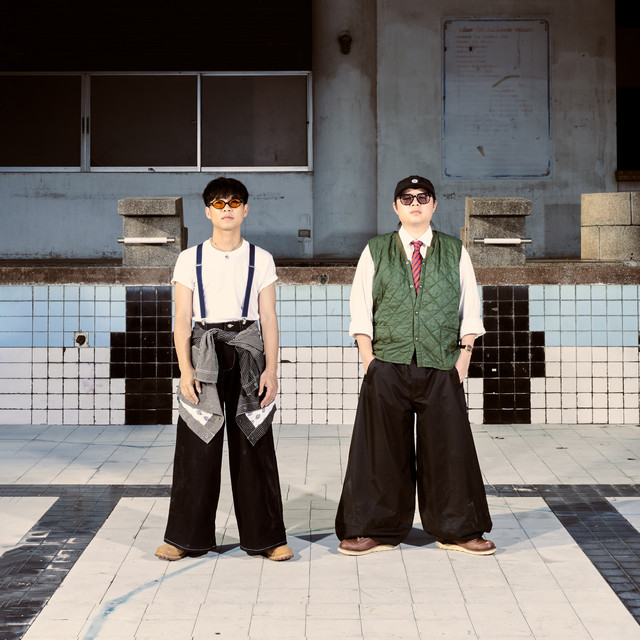 Whal & Dolph profile image